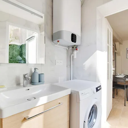 Studio With Garden - 4p - Canal St Martin Apartment Paris